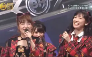 下载视频: AKB48 - 唇にBe My Baby + Talk 2015年高橋みなみ畢業曲