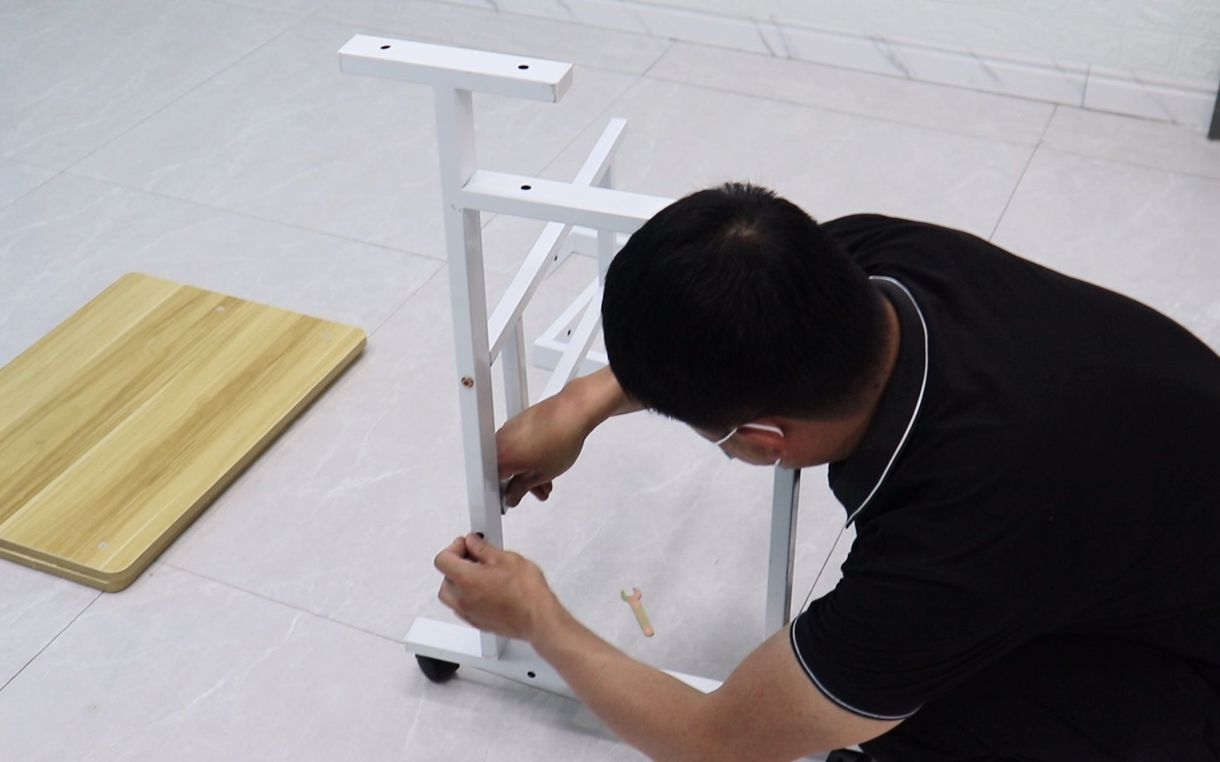 小桌子安装视频