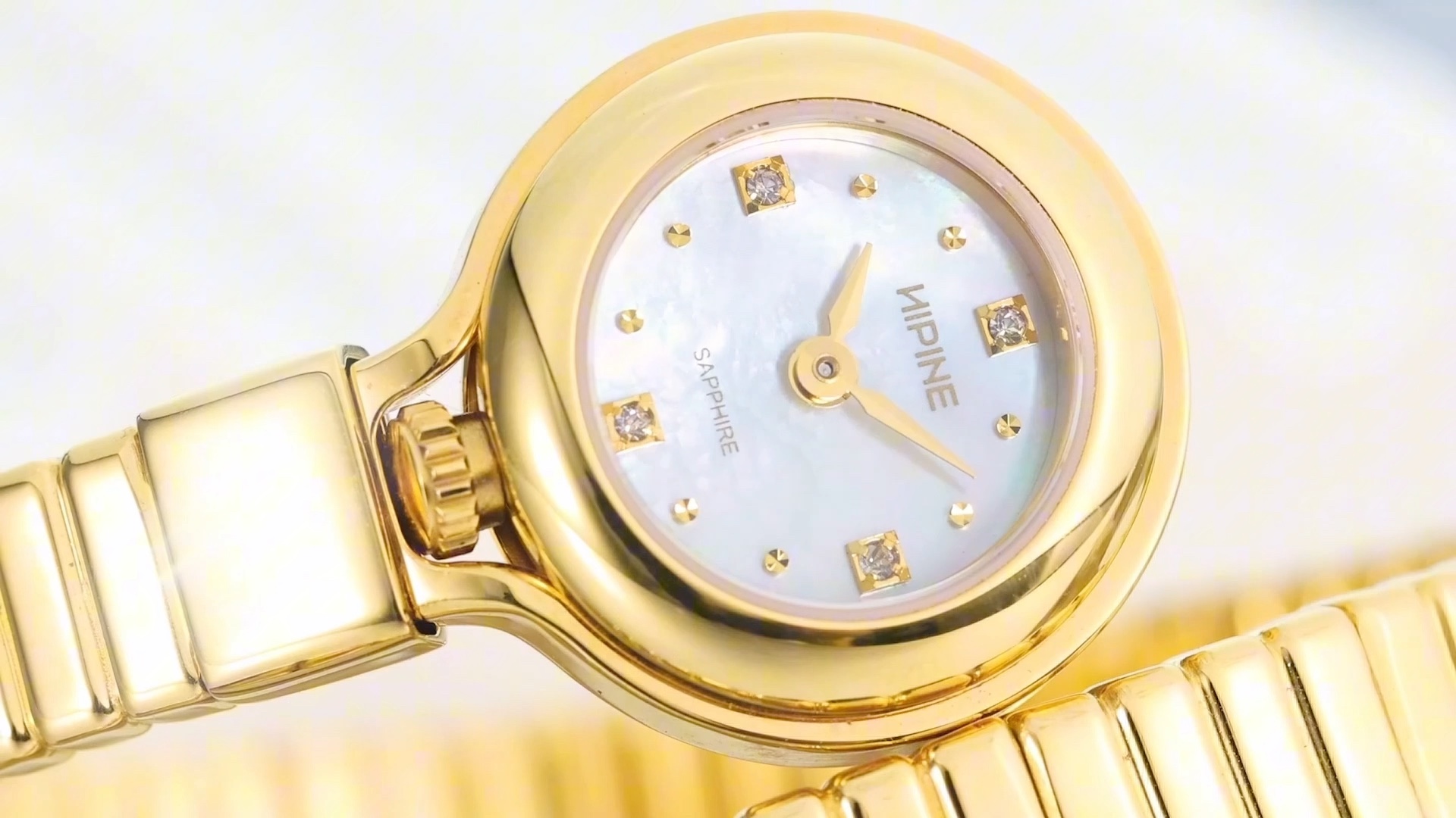 西普尼魔力 q弹金表,芳华如你,q弹自在,解锁腕间新潮魅力!