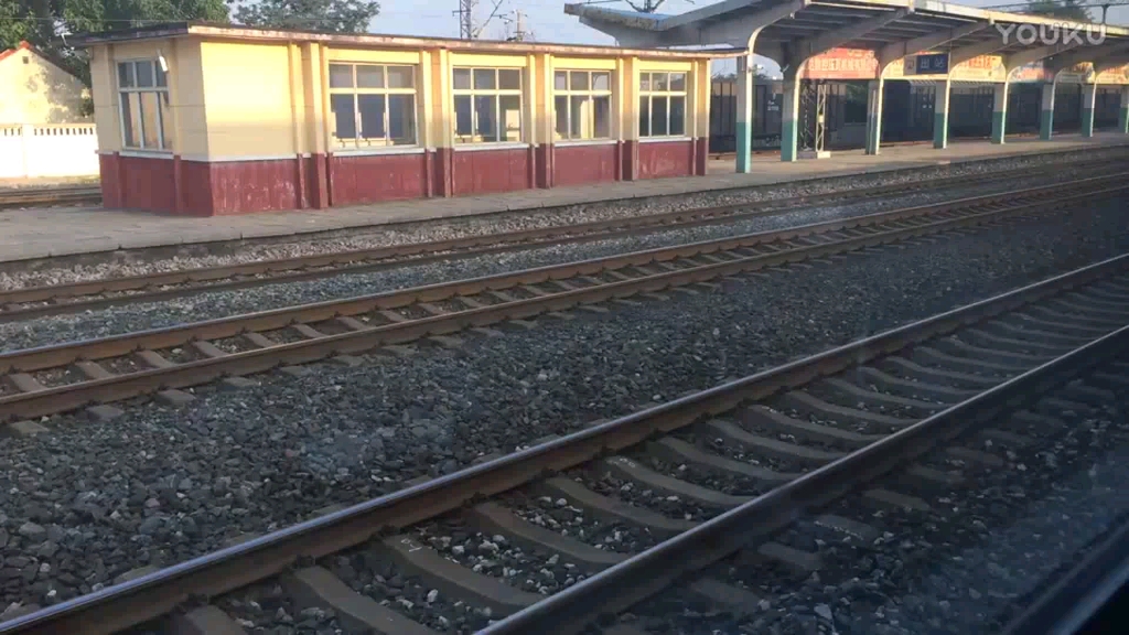 k7710次列车【石家庄北-天津】出泊头站.