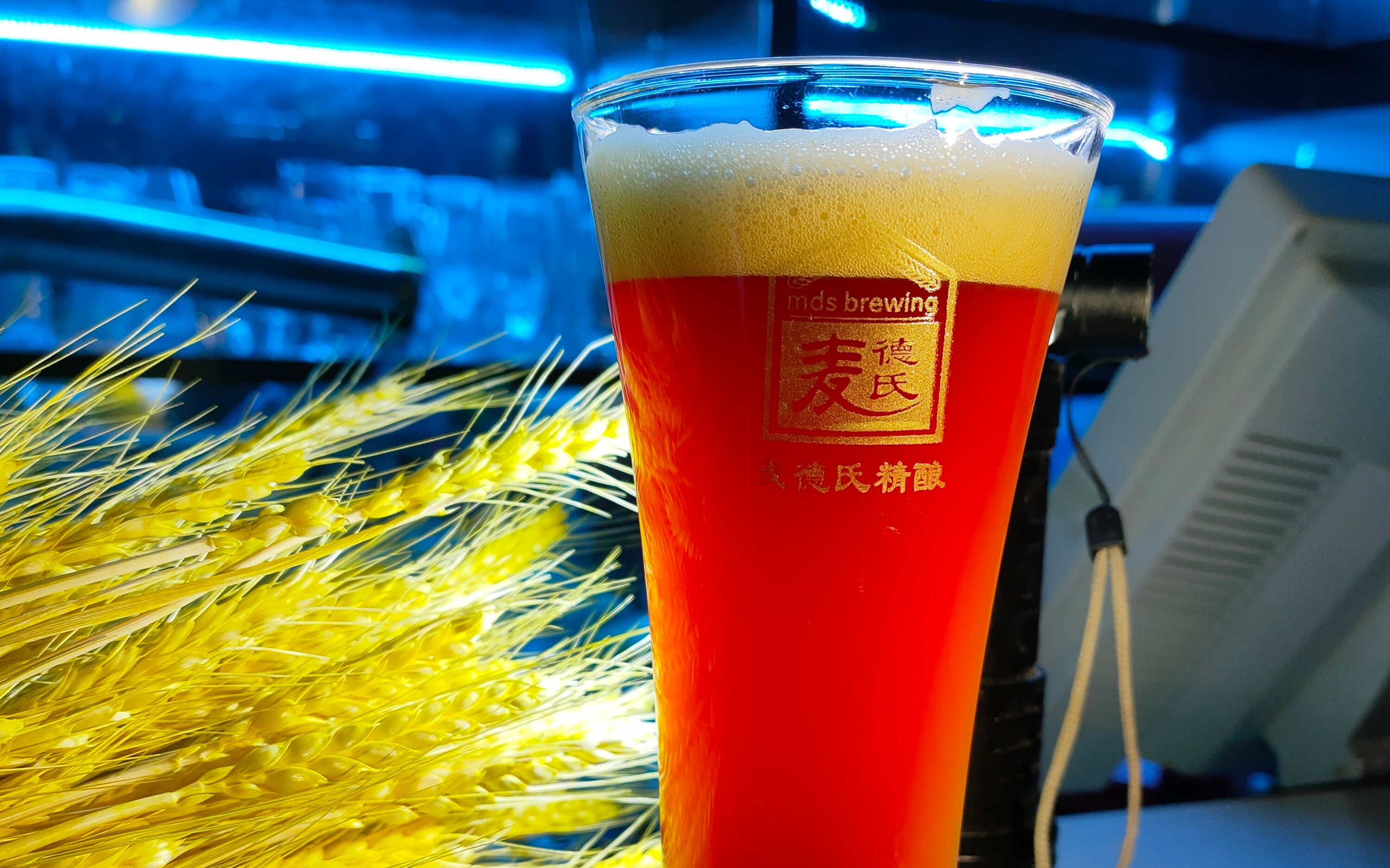 麦德氏精酿暖啤欢迎品尝 啤酒设备厂家