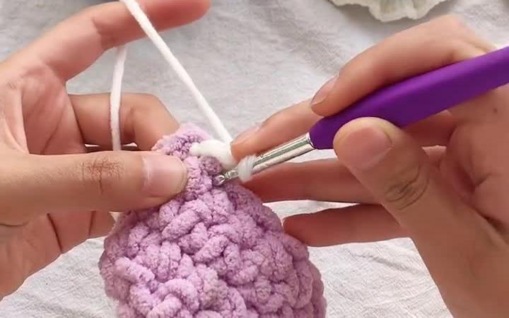 钩针基础之倒钩短针,你学废了吗?_哔哩哔哩_bilibili