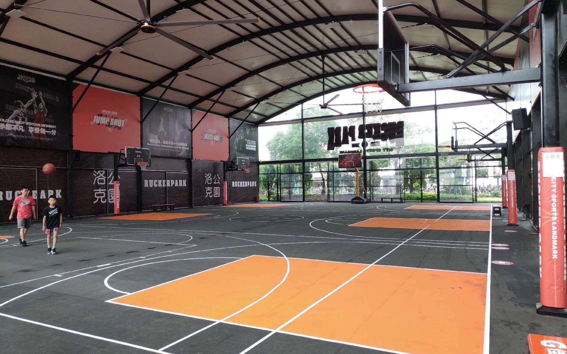 洛克公园-星期天9点的球场加上2个小时的训练