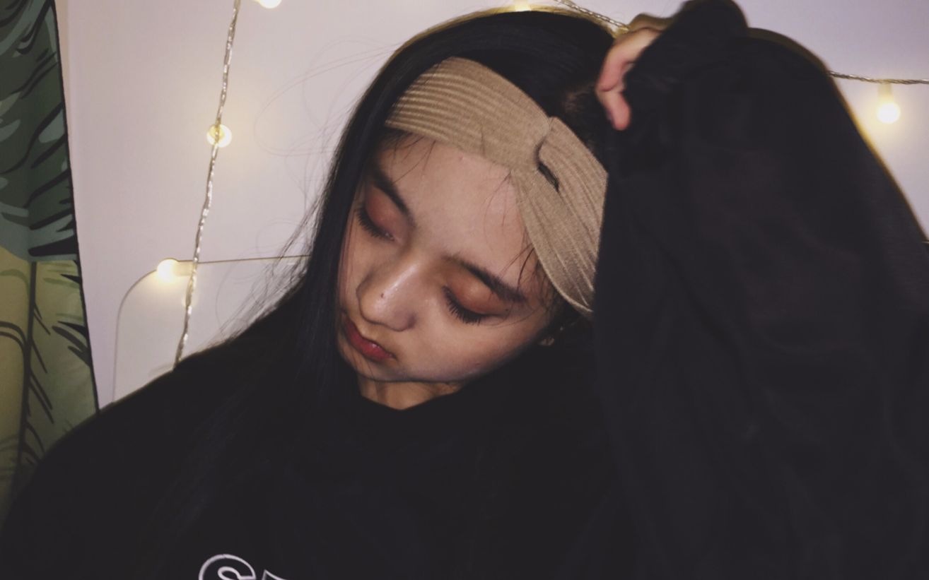 酷到丧气厌世妆