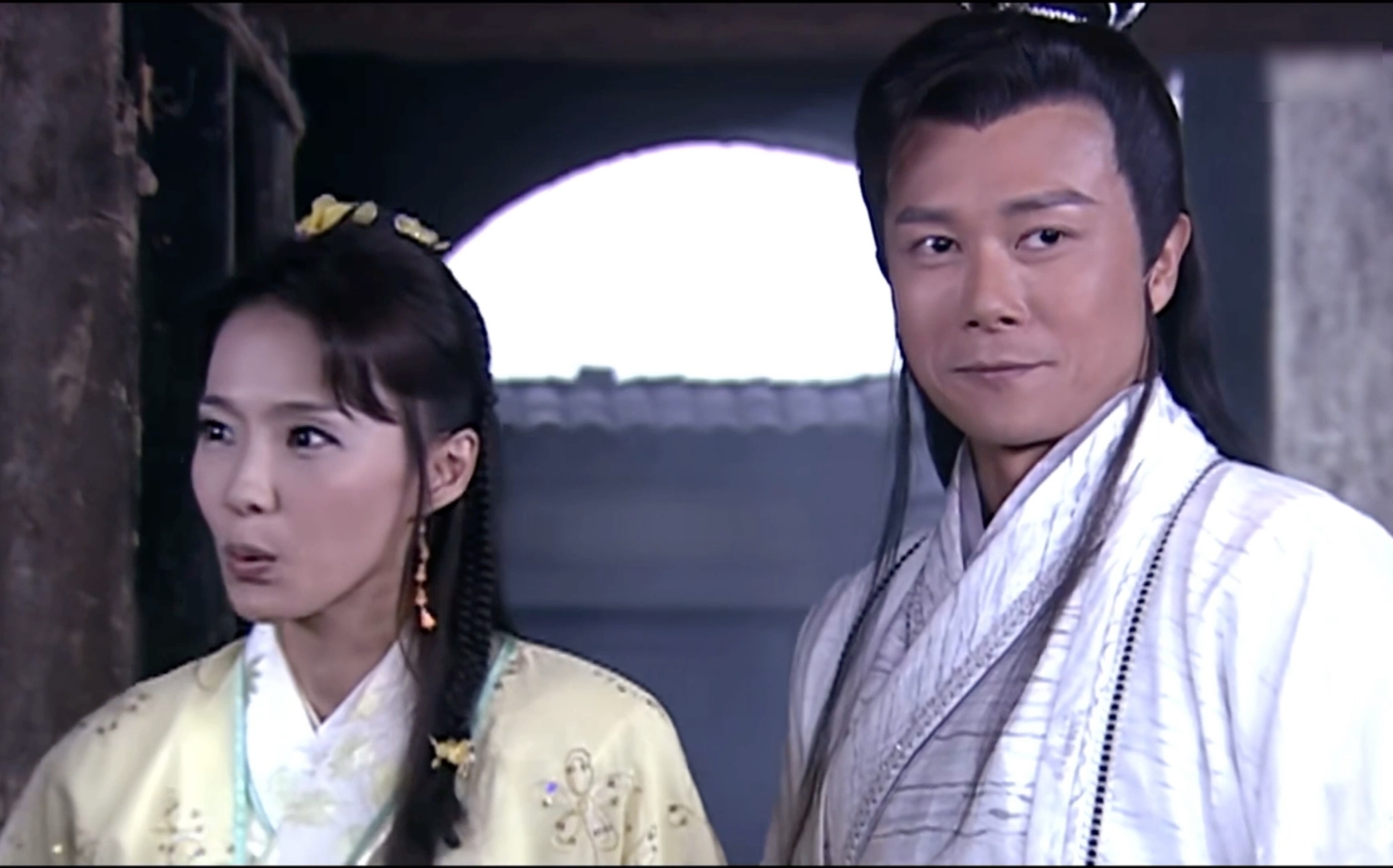 【龙游天下】腹黑楚楚上线,只有五味受伤的世界达成了.