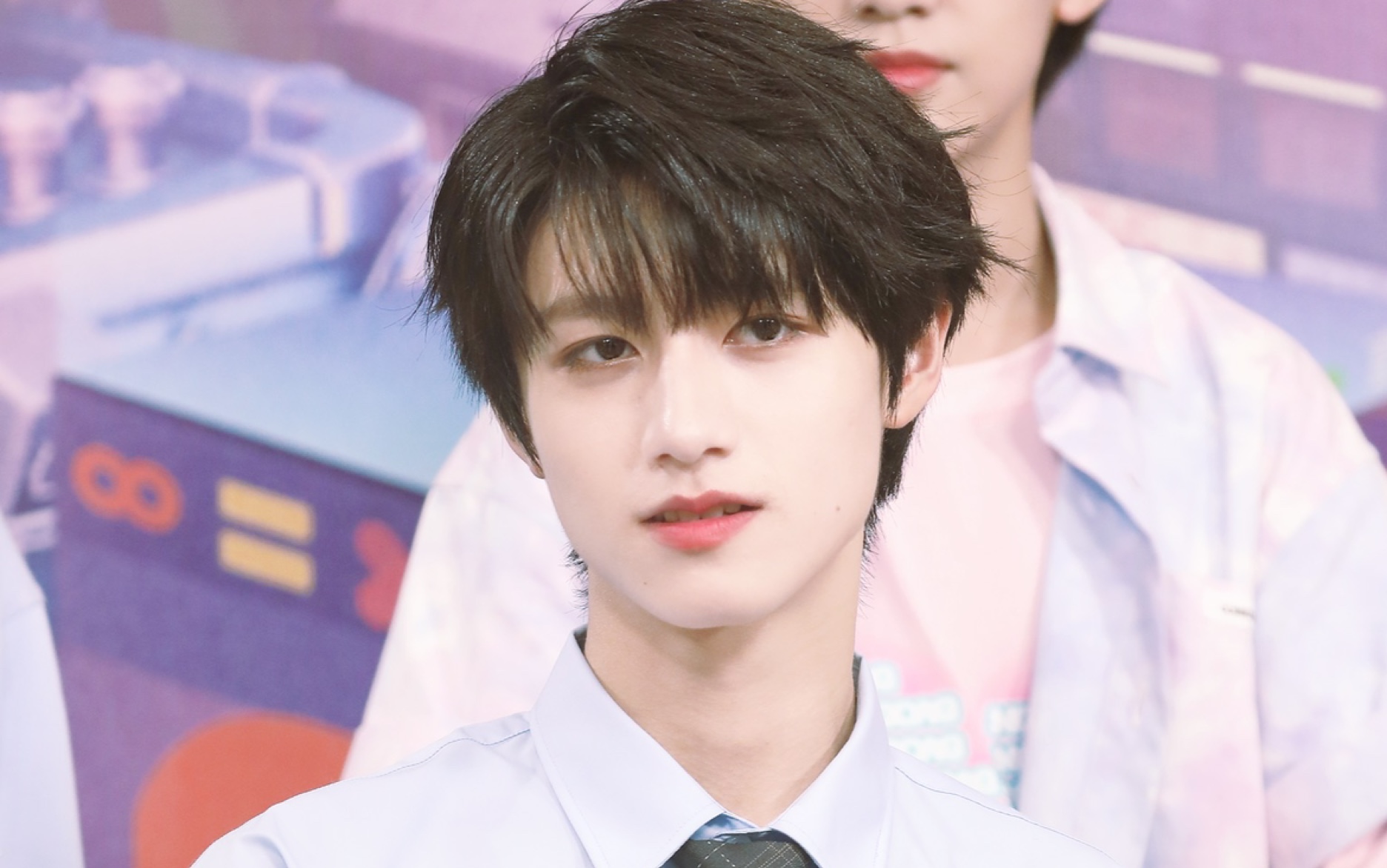 蓝衣战神朱志鑫真的legend级