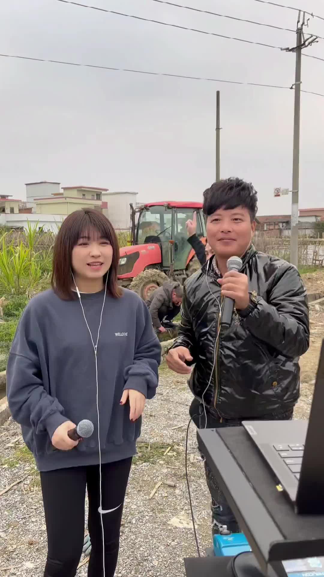 主角永远都是隐藏在后面的嘉陵哥得得米小蝌蚪真人真唱