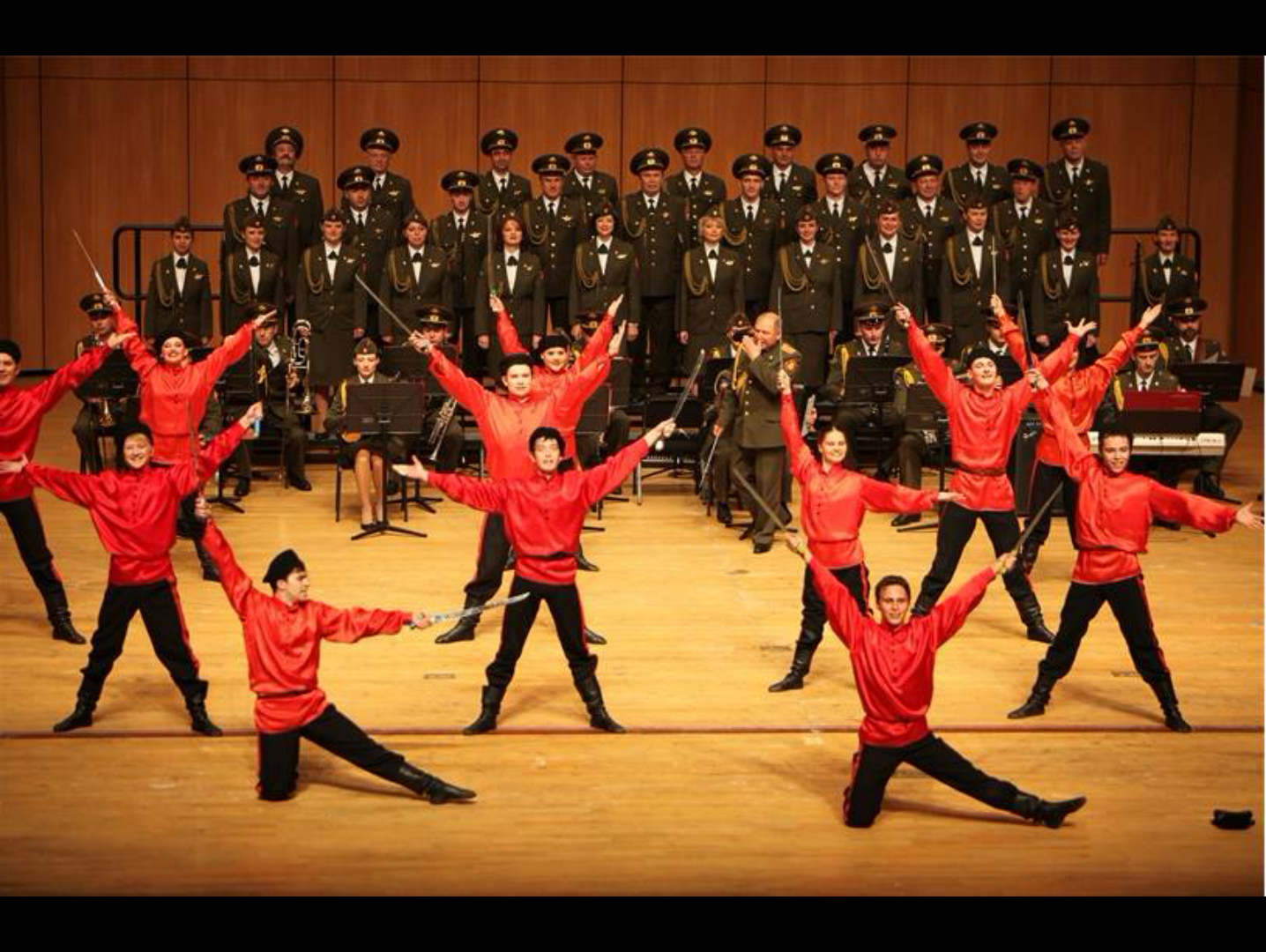 苏联歌曲介伦梯耶夫士兵波尔卡舞曲Гвардейскаяпольк