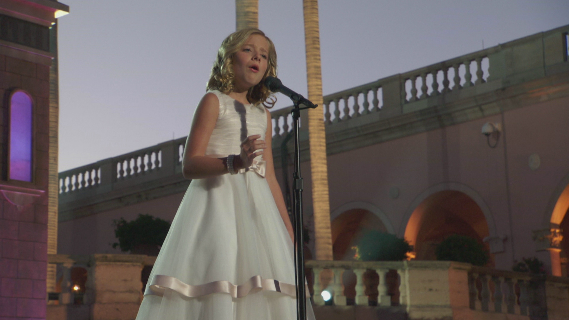 [图]When You Wish Upon A Star (from Dream With Me In Concert) - Jackie Evancho