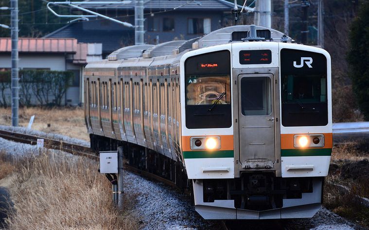 乐高火车还能做这么小 Jr东海道本线211系动车组与311系 附站台
