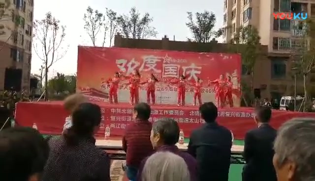 [图]美丽人生舞蹈队天美地美中国美