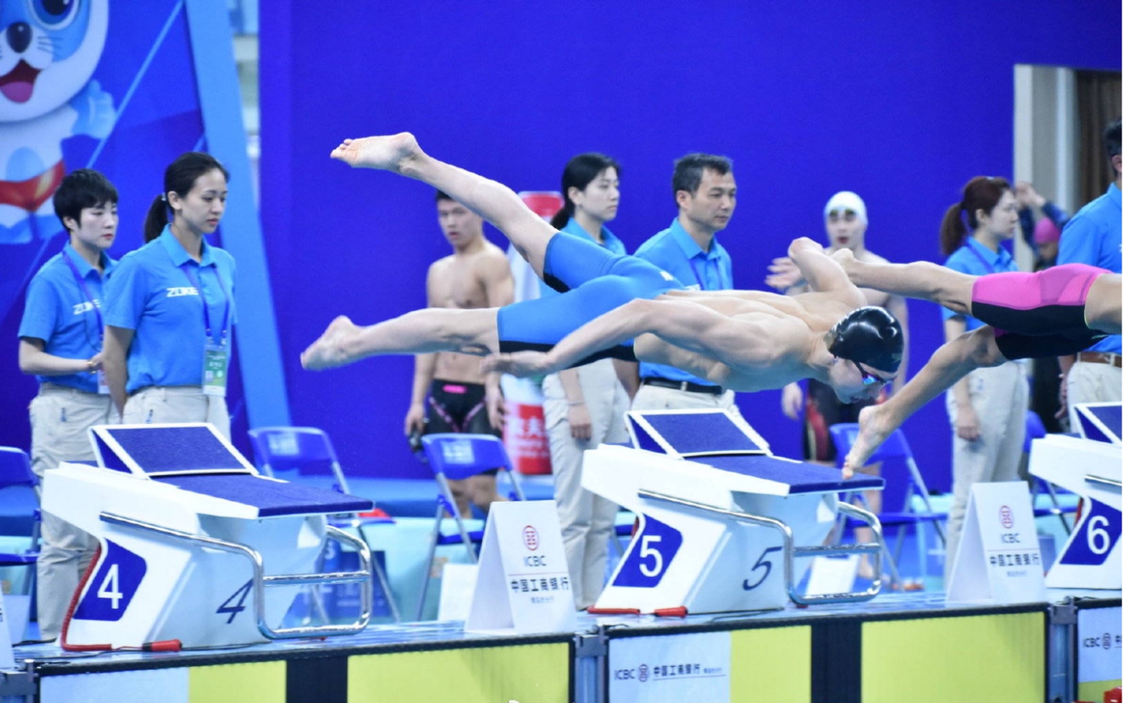 aimee游泳学堂自由泳第八课 如何找到自由泳转体呼吸的正确角度_哔哩