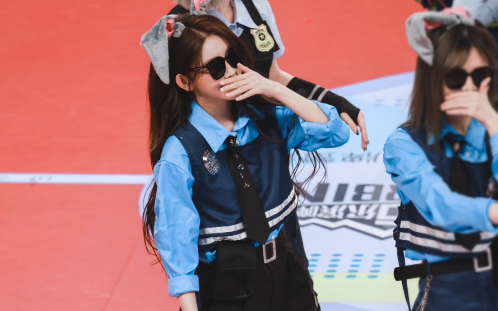 【周诗雨】snh48 231111 杭州运动会 n队进场双机位focus