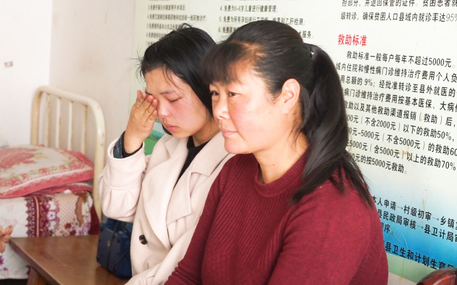 远嫁儿媳发高烧,农村婆婆既买药又做饭,婆媳感情真是亲如母女