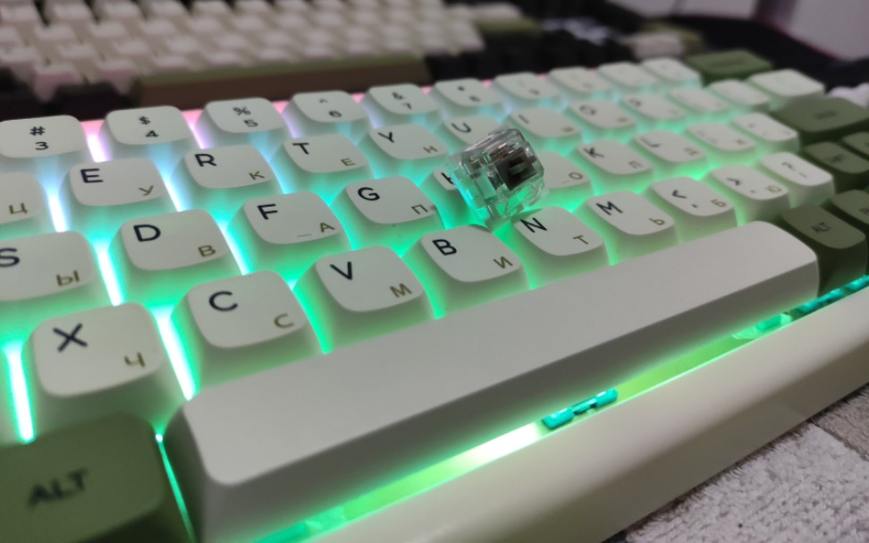 高特银轴厚润试打打字音