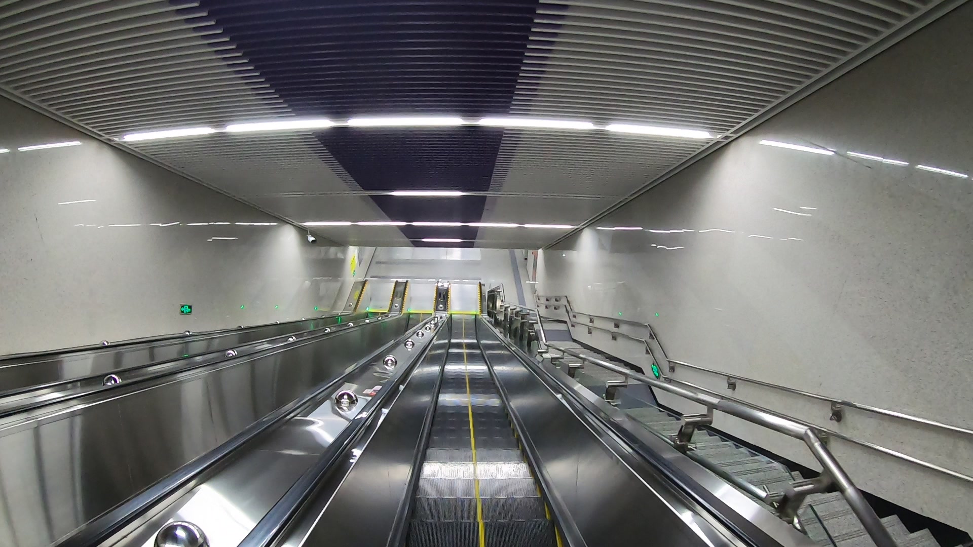 重庆地铁红土地站到底有多深?