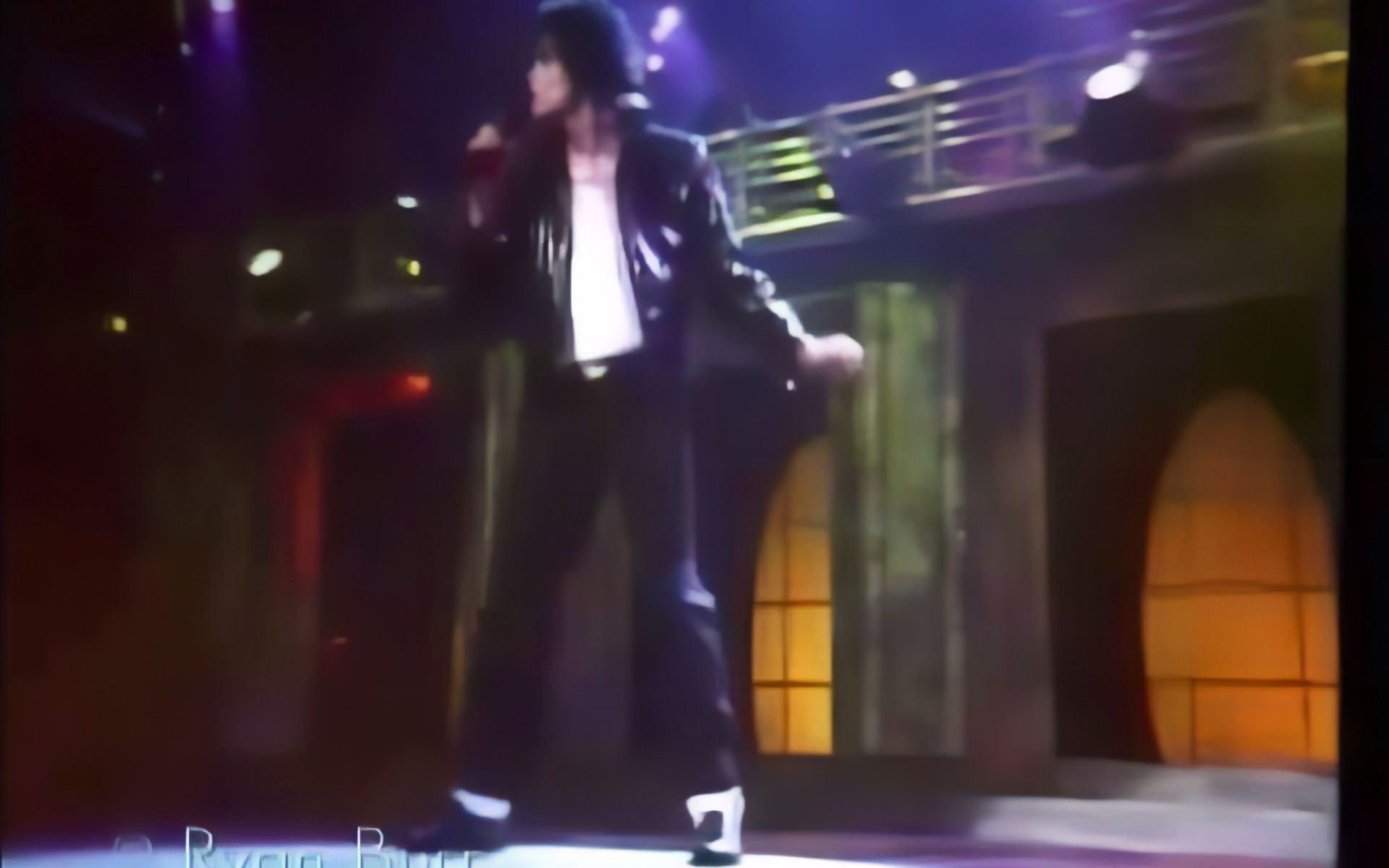 [图][高清修复]Michael Jackson - You Rock My World - 30周年演唱会第一晚