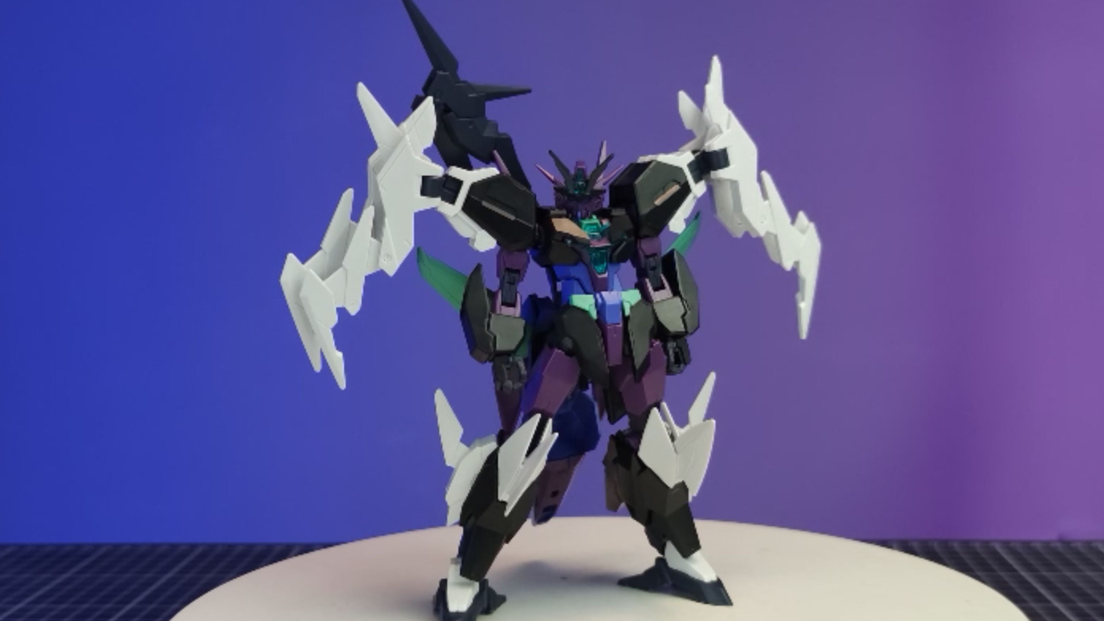 万代冥王星九型高达