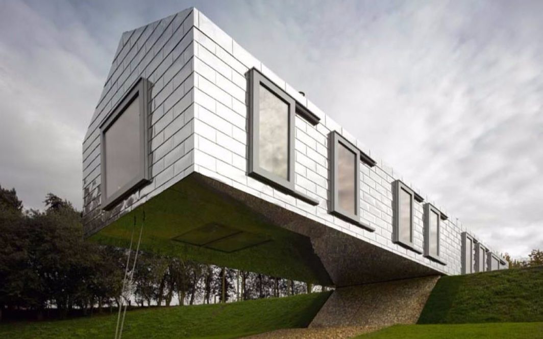 最牛磁悬浮房,发现地震立刻升空,空中悬浮90秒,10级地震都不怕