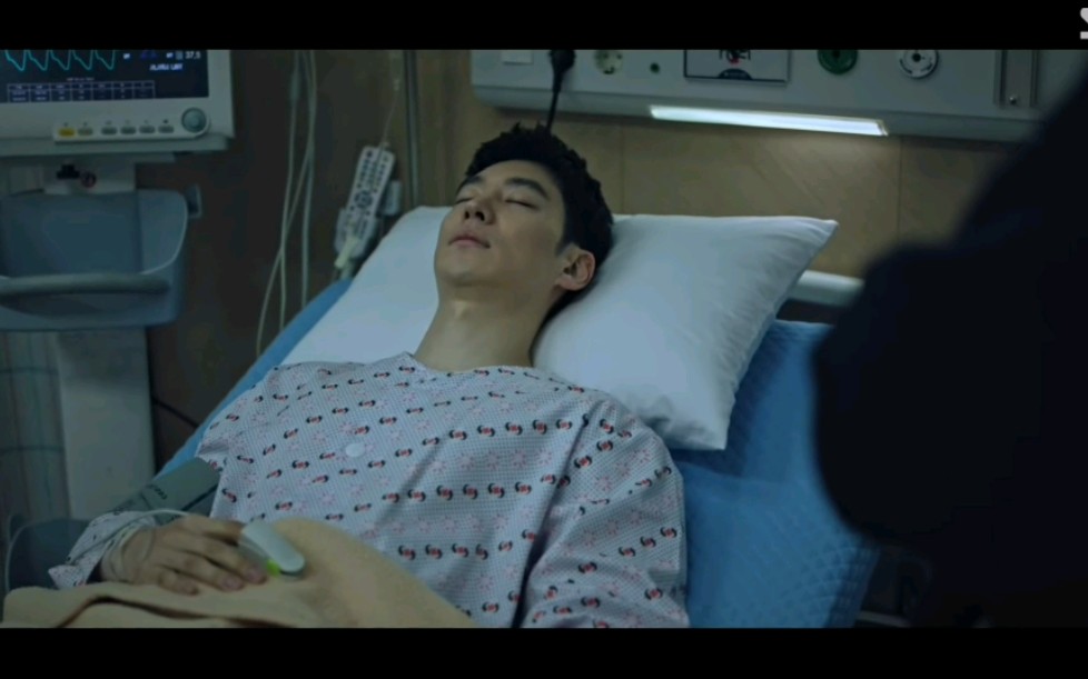 韩剧男主角下肢瘫痪图片