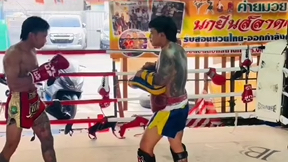 泰国本土顶级泰拳纹身男全力备战