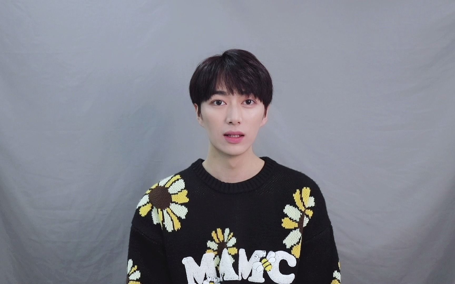 【张璋】#@创造营2021-张璋 的采访已加载完成,姜姜最想带上岛的竟然