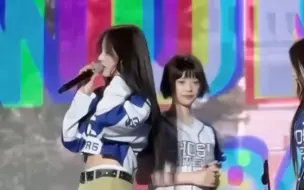 Tải video: hanni and minji