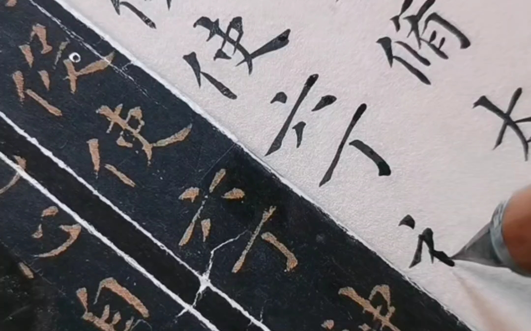 当代小楷名家王刚临摹魏晋王羲之小楷,每天早上做日课,精神可嘉