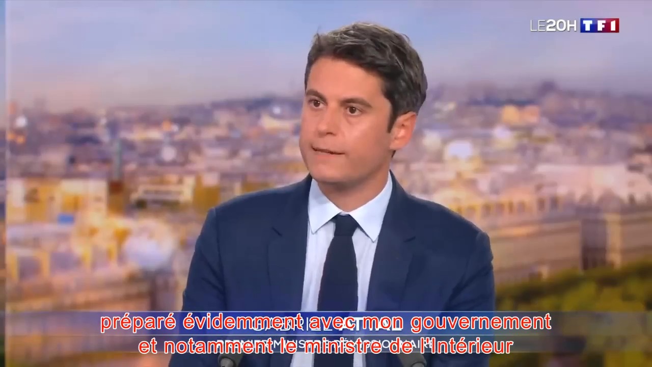 法国总理加布里埃尔·阿塔尔辞职后上tf1台做客20点节目:"我正在履行