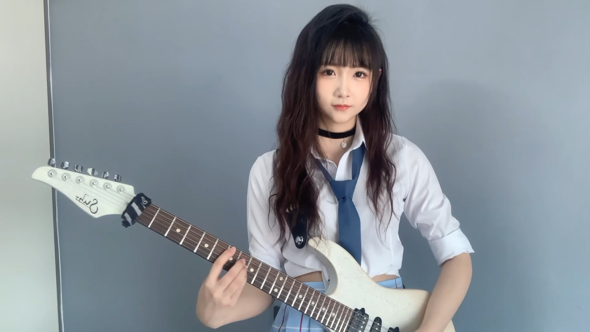 回看的时候要被自己笑死了ahhhhhh妈沫儿睡觉了只能自己放伴奏然后