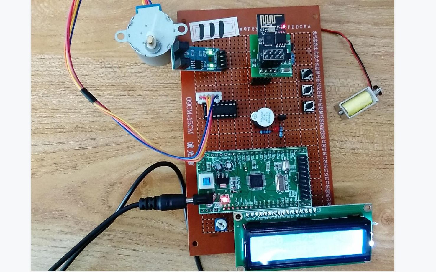 基于STM32单片机的智能医院红外点滴检测输液器报警设计红外对管LCD1602ULN2003WiFi手机APP电磁锁KEYDIY板套件21111哔哩哔哩bilibili