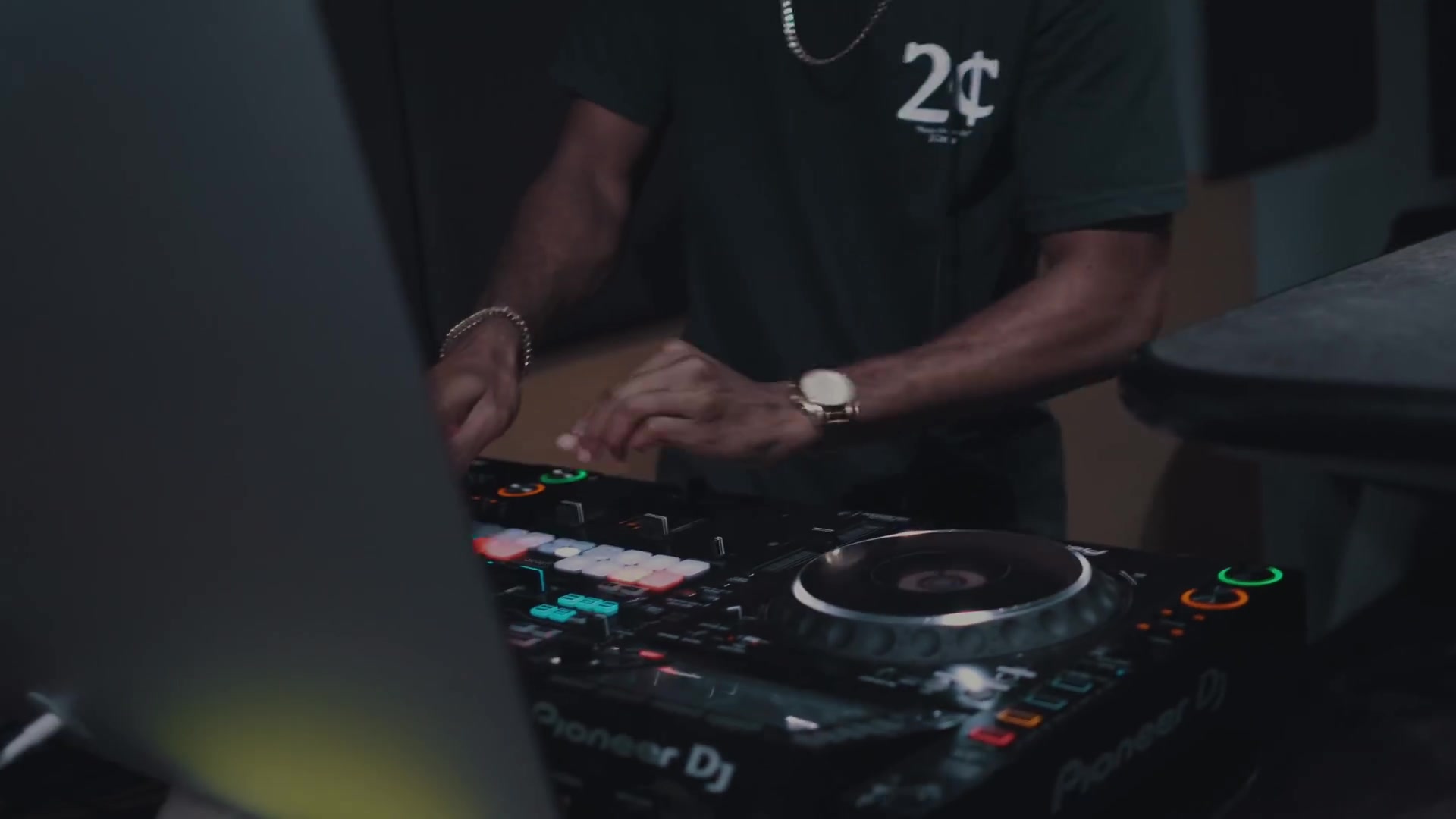 [图]（HIP-HOP DJs）Dj Puffy - Hip Hop & Dancehall MAD Session