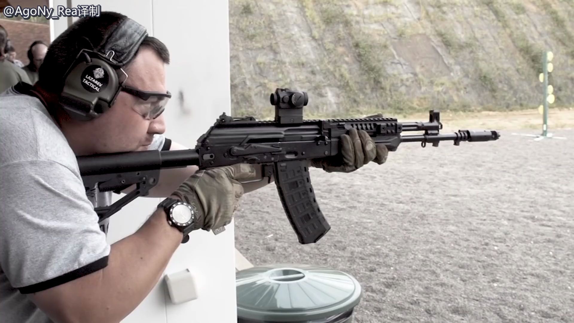 俄语中字官方授权Армия2018展会俄罗斯ak12突击步枪试射