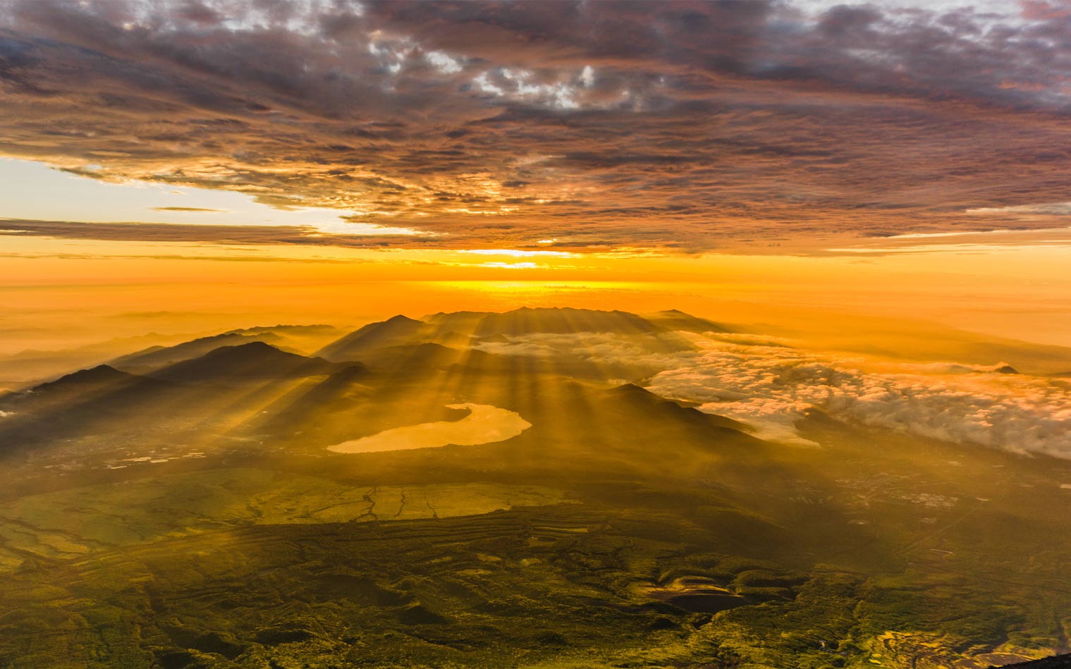 登顶富士山全记录,看银河星空,日出日落,绝美日本风光(下)【难忘初见