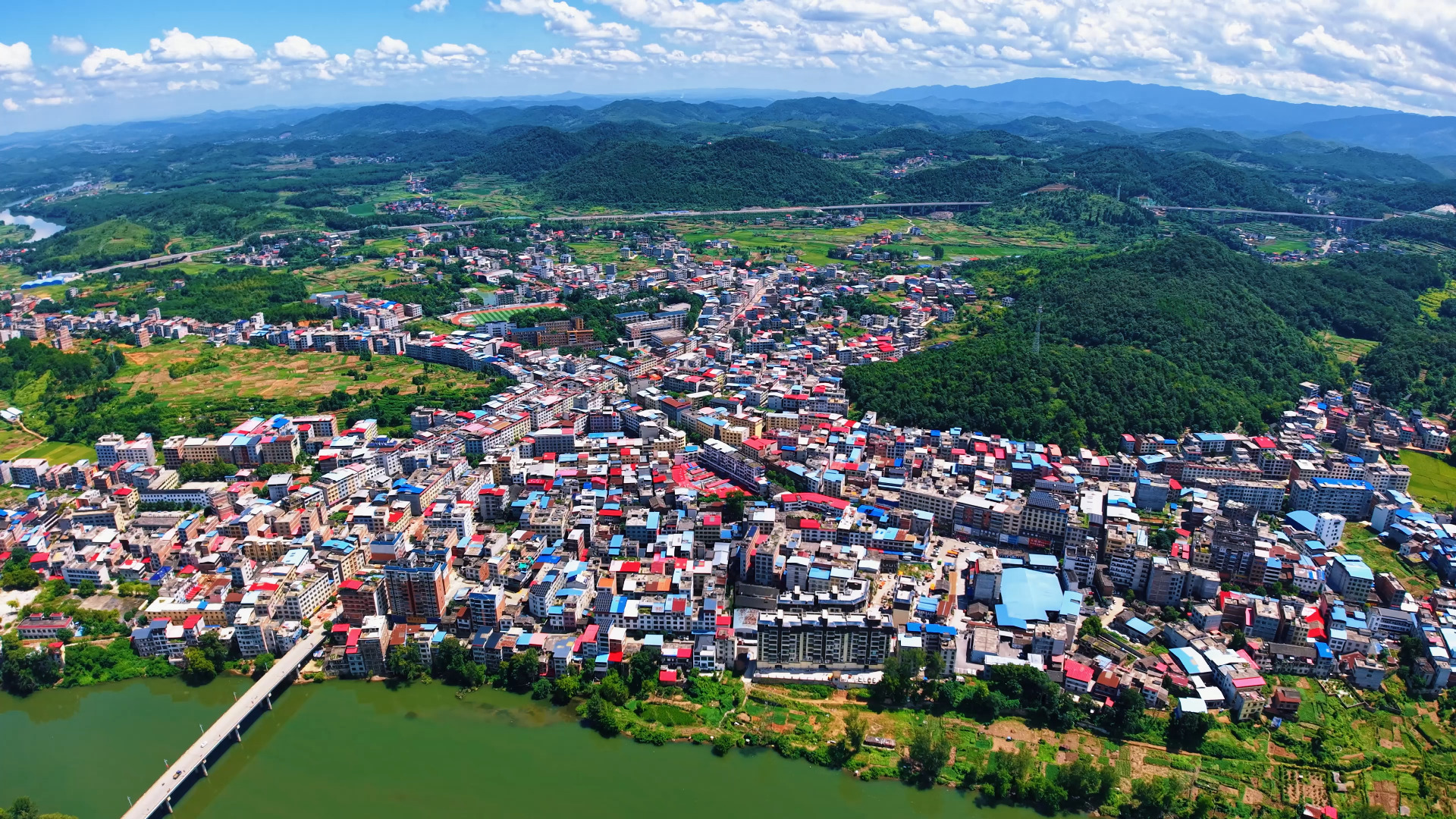 湖南省邵阳市新宁县回龙寺镇航拍