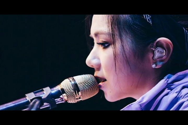 邓紫棋 平凡天使  (正能量)