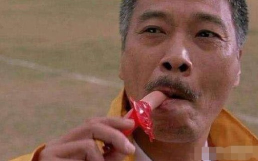 吴孟达演技有多牛一根香肠抽出烟中灭霸