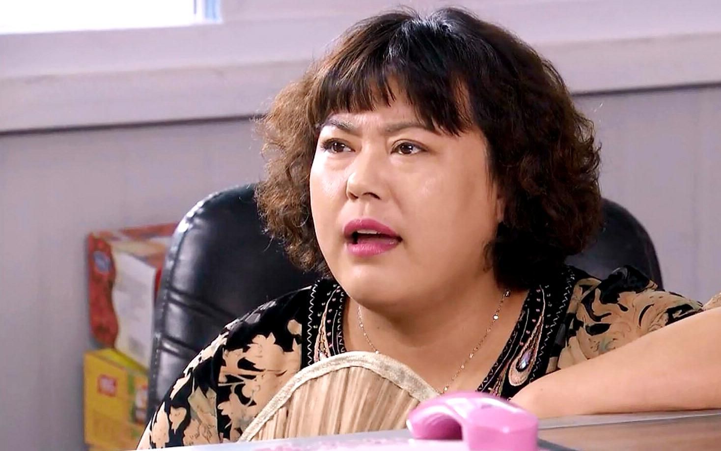 李菁菁活得这么悲哀?被爆曾家暴前夫还跪地求饶?却存两处疑点