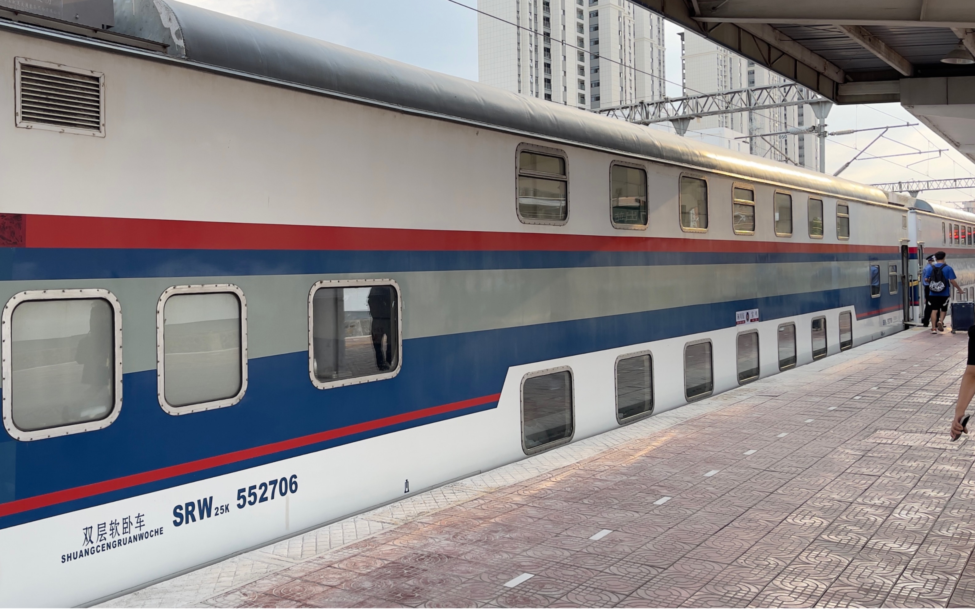 西局双层软卧车内饰