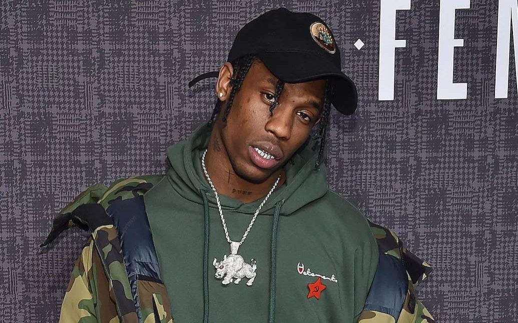 欧美嘻哈现场travisscott现身瑞士oaf音乐节现场演唱新歌butterfly