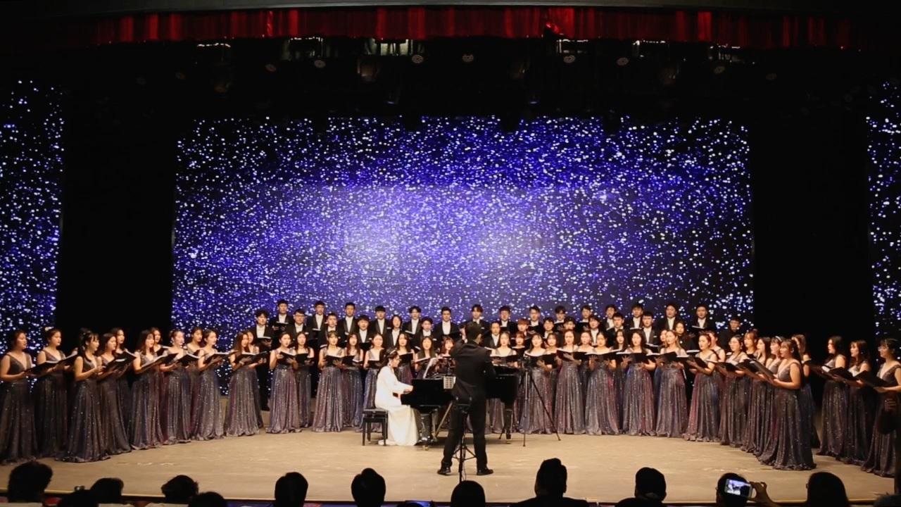 [图]《沁园春•雪》———南阳师范学院学生合唱团