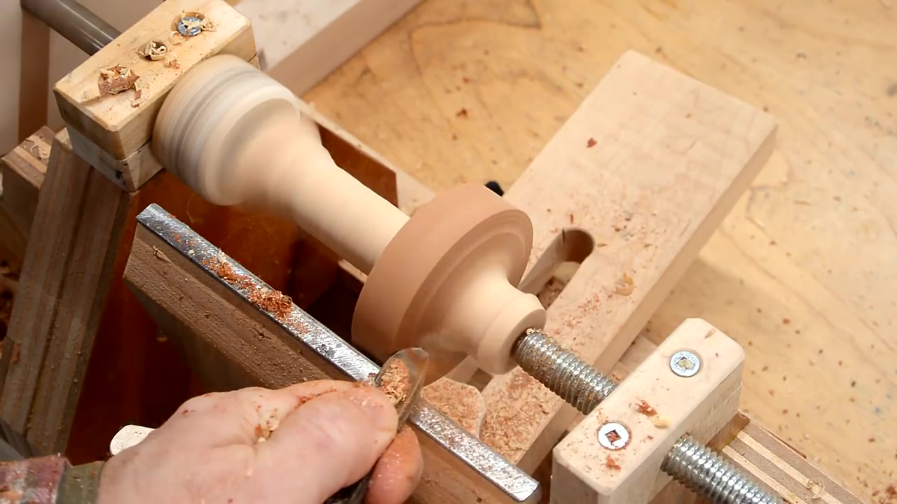 【木匠的车床】如何用自制车床手工制作一个木陀螺_哔哩哔哩_bilibili