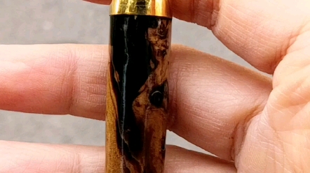 精品海柳血柳烟嘴迷你矮小半露铜头款式烟嘴,高品质高密度原色整料纯