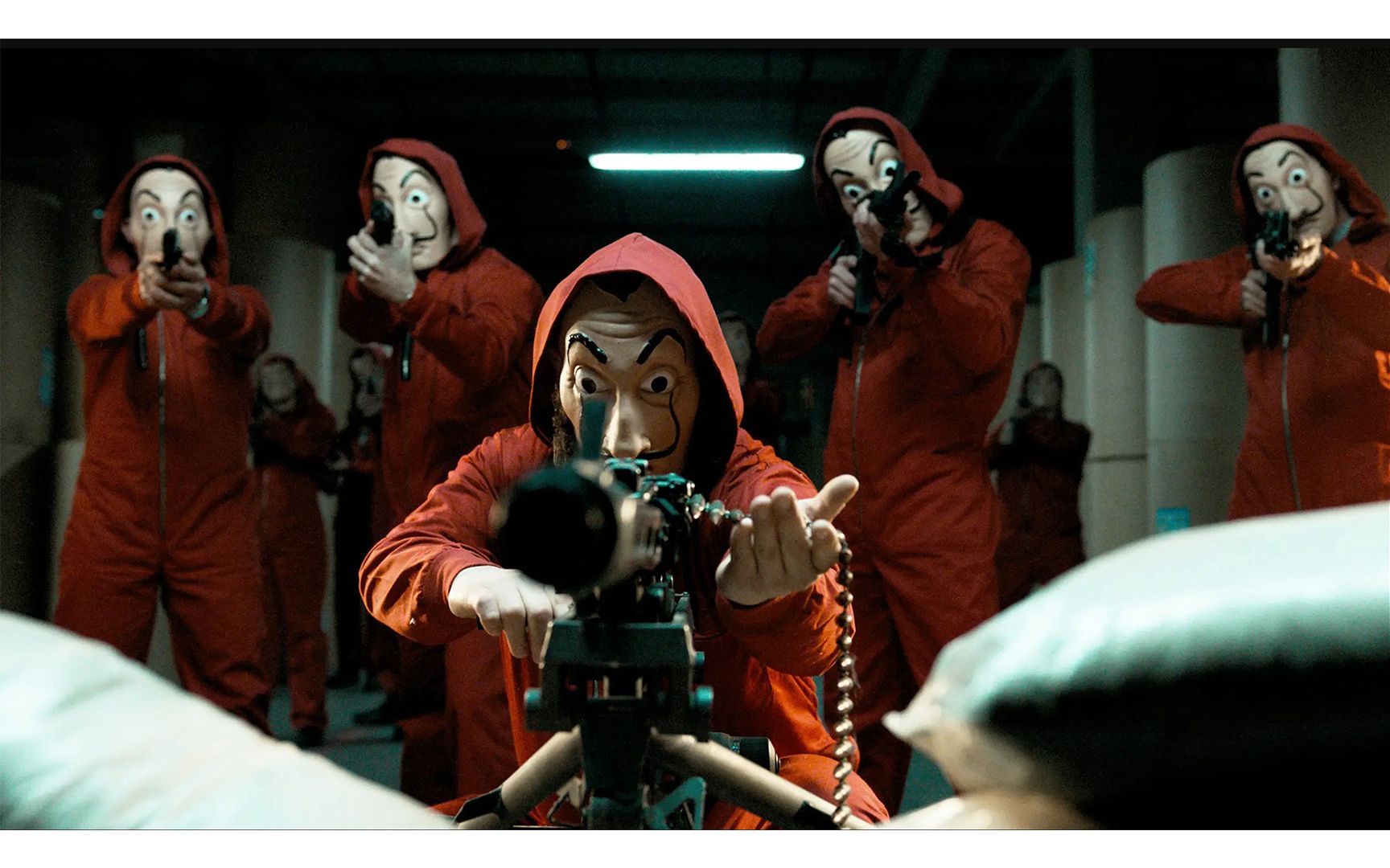 网飞高分冷门爽剧纸钞屋