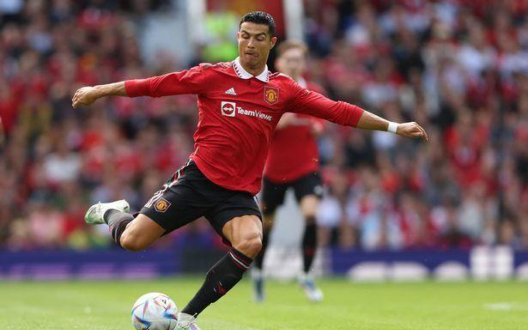 实况手游 c罗急升射门