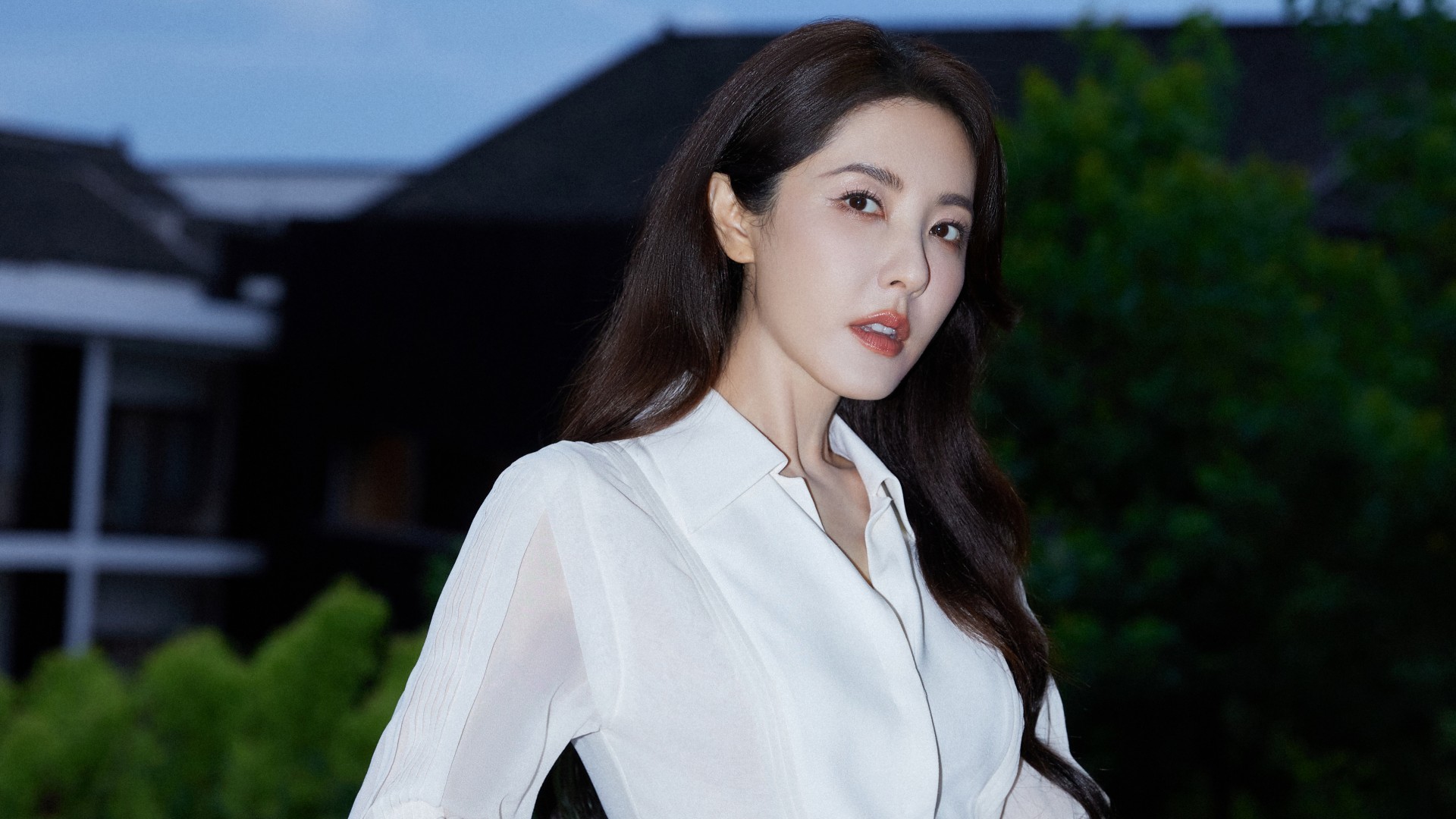 曾黎太会保养了!医生说她顶多30岁,得知真实年龄后吓到嘴角抽搐