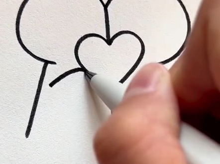 用爱心画爱的抱抱简笔画