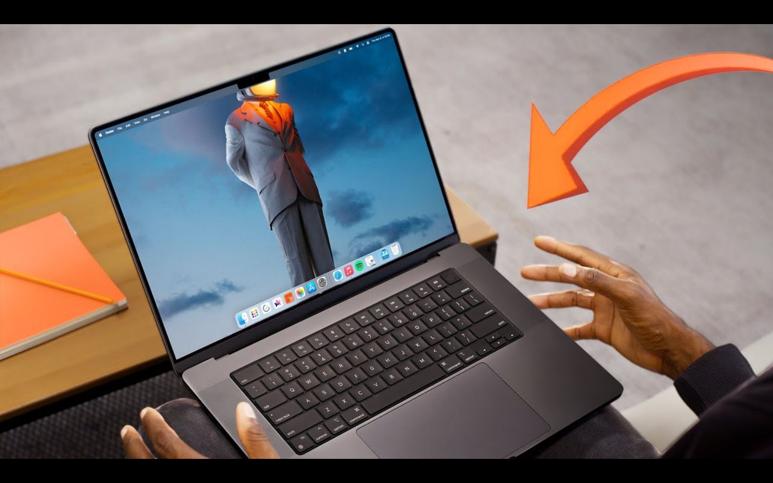 【4K】深空黑M3 Max MacBook Pro评测:我们现在可以玩游戏了吗?!| 作者:MKBHD | 机翻中文哔哩哔哩bilibili