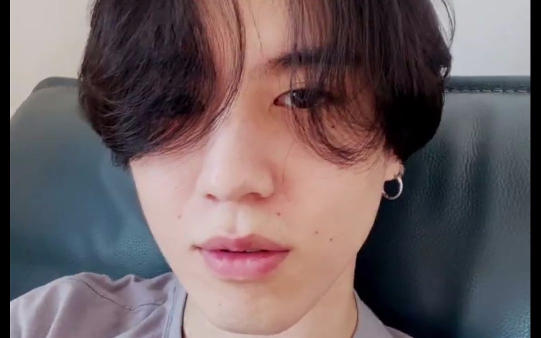 【金有谦】帅气宝贝直播啦!