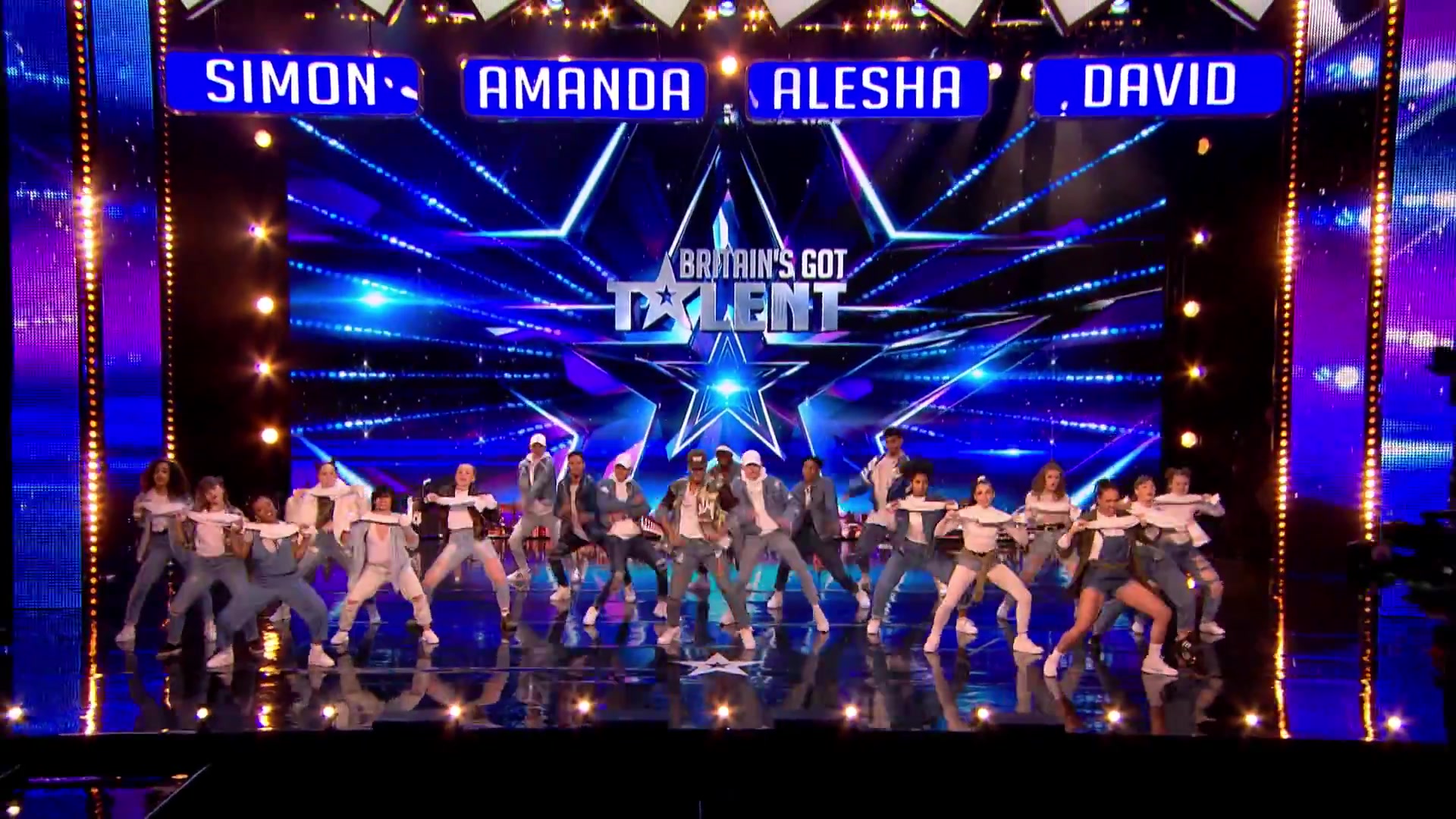 2017英国达人秀之帝国舞团混合舞表演